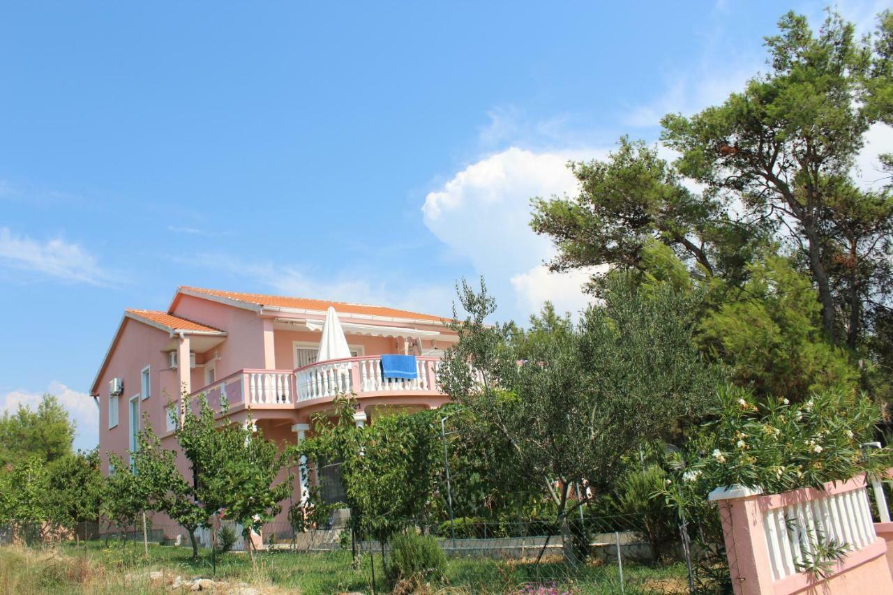 Apartmani Misak Vrsi Esterno foto