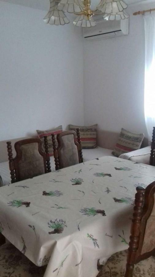 Apartmani Misak Vrsi Esterno foto